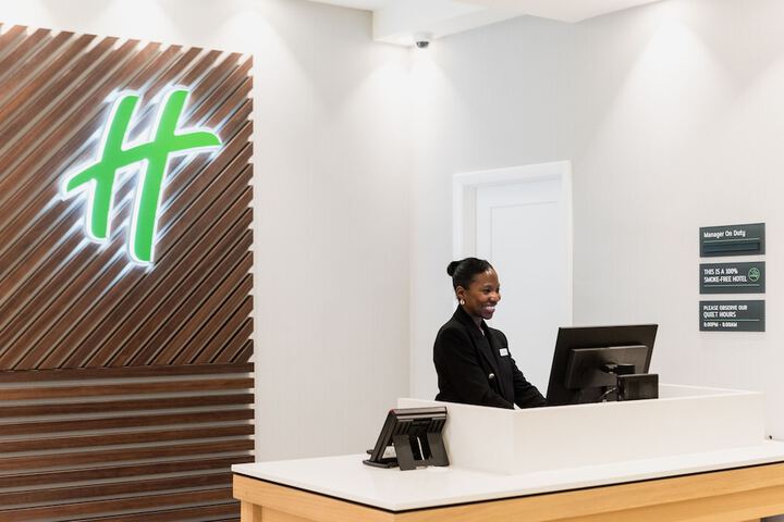 Holiday Inn Newark International Airport by IHG