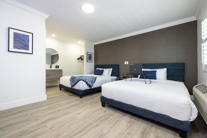 Room 15 of 30
