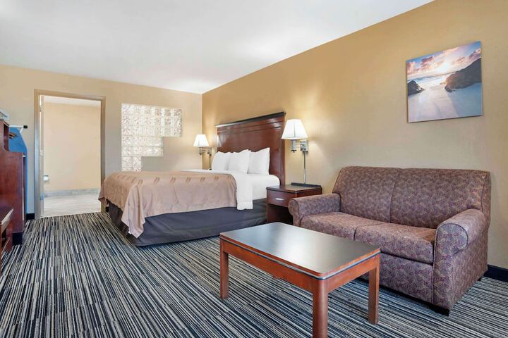 Quality Inn Brookhaven