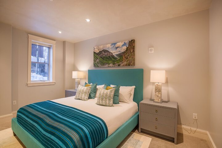 Element 52 Auberge Collection