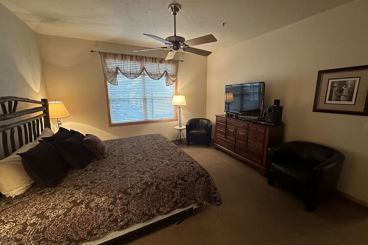 Room 62 of 136