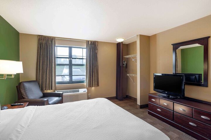 Room 21 of 31