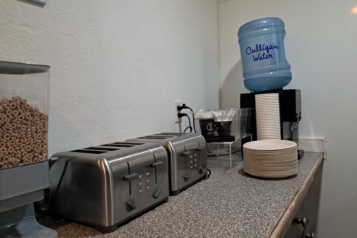 Breakfast/Coffee Service 68 of 93