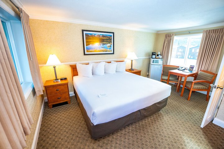Room 35 of 114