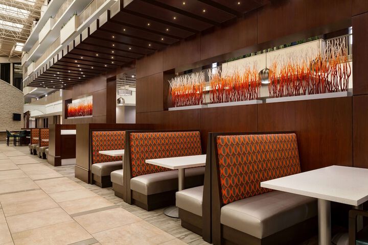 Embassy Suites by Hilton Atlanta Airport
