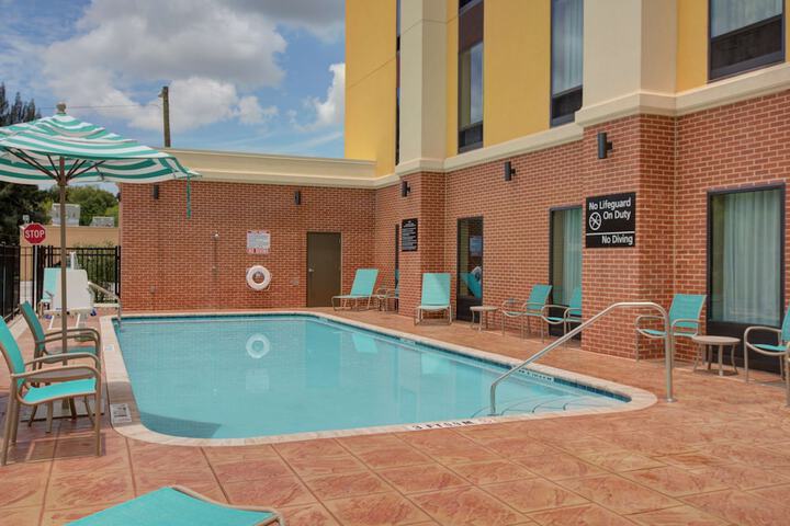 Hotel 3 of 34