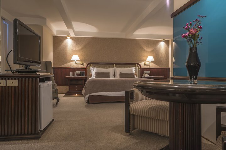 Room 28 of 123