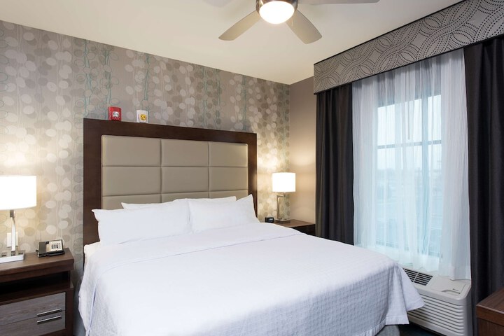 Room 19 of 48