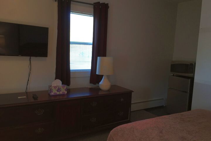 Room 21 of 37