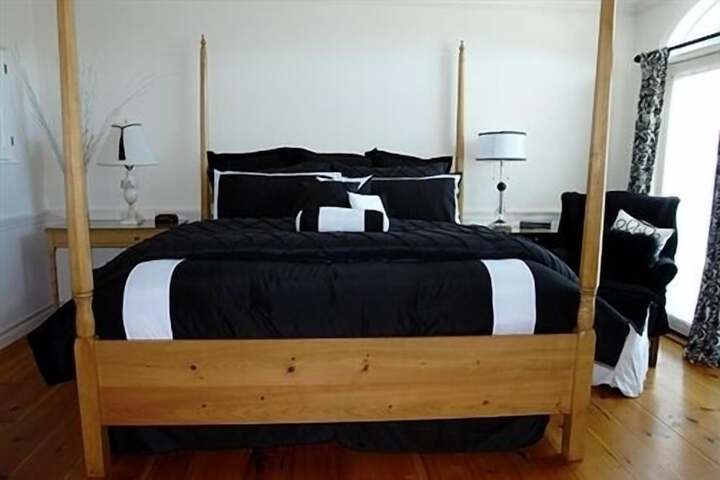 Room 10 of 47