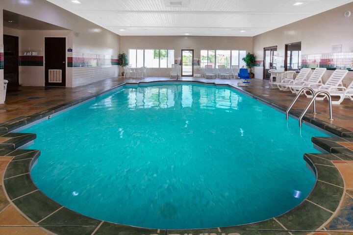 Pool 5 of 18
