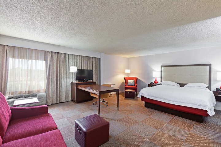 Room 21 of 32