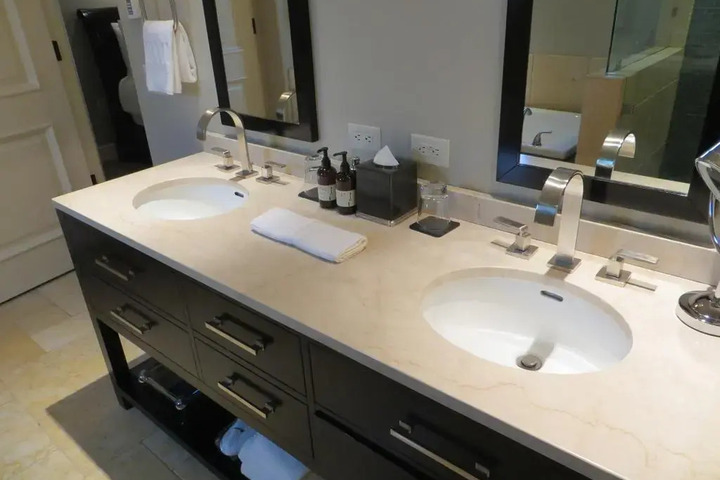 FALLON HOTEL