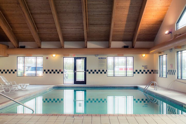 Pool 10 of 46