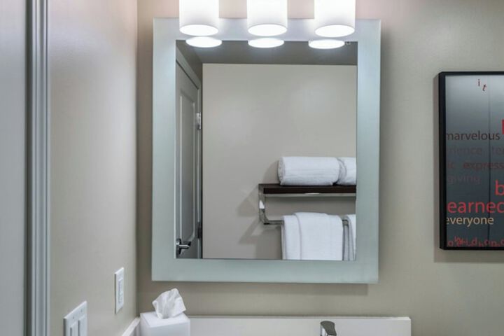 TownePlace Suites by Marriott Milwaukee Oak Creek
