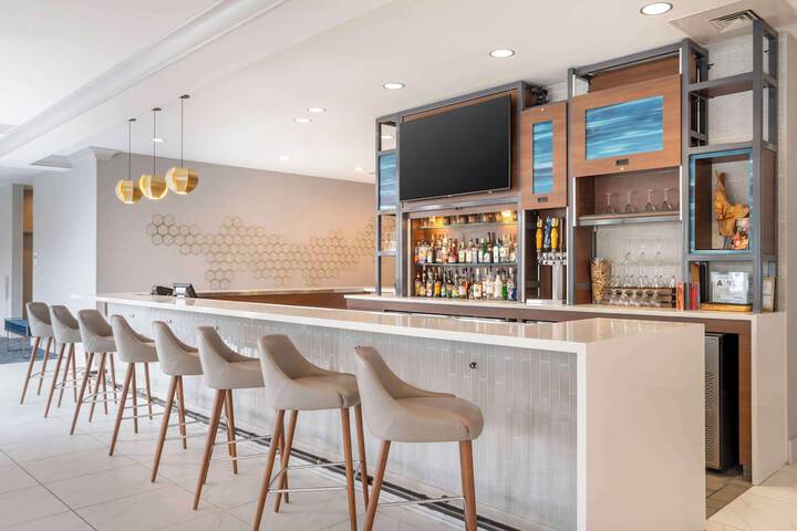 Hilton Garden Inn Charlotte / Concord