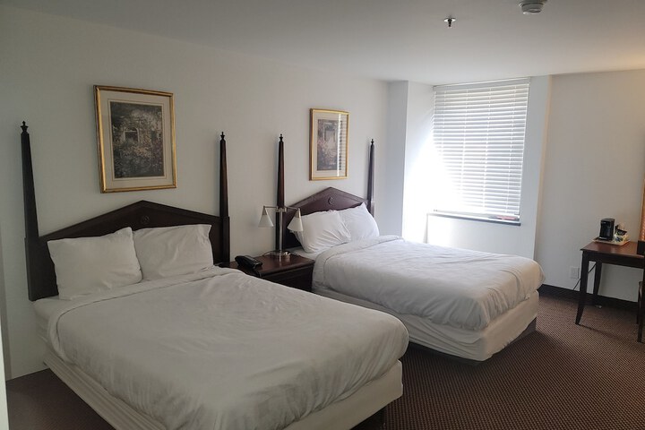 McLure House a Ramada by Wyndham