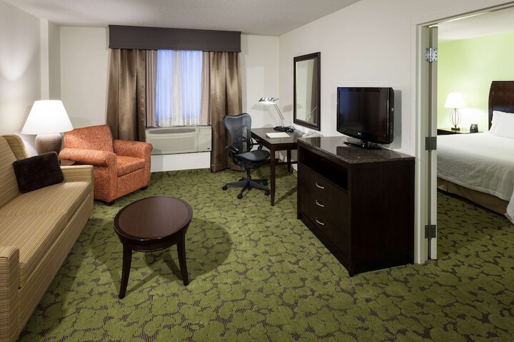 Room 30 of 49