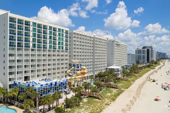 Crown Reef Beach Resort and Waterpark