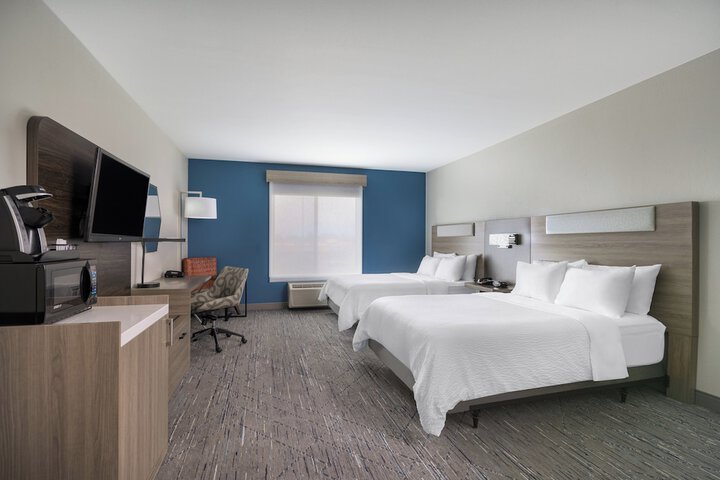 Holiday Inn Express Hotel & Suites Belgrade by IHG
