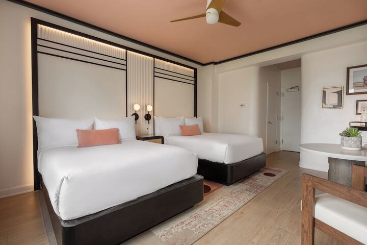 Room 50 of 71