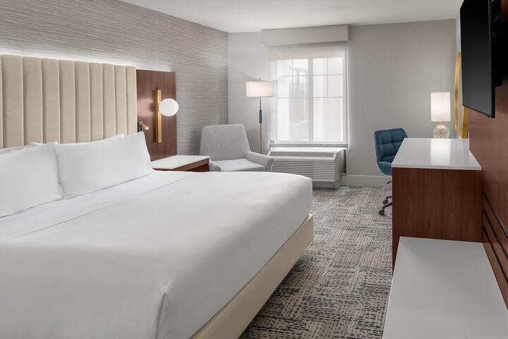 DoubleTree by Hilton Owatonna