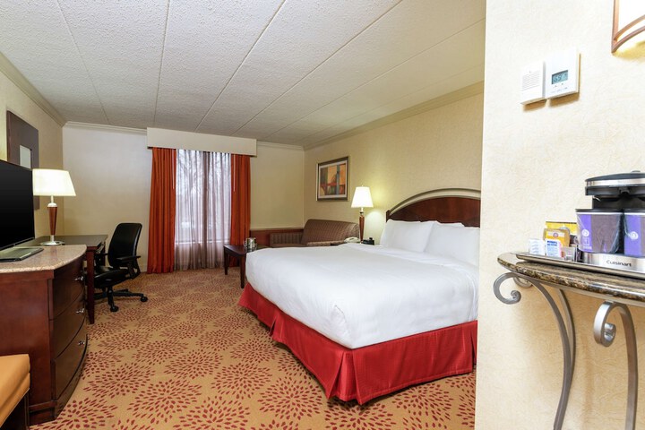 Room 61 of 84