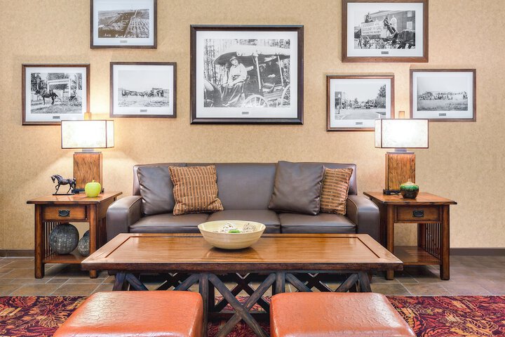 Holiday Inn Express & Suites Gillette by IHG
