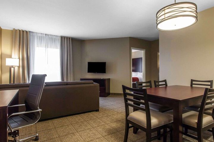 Comfort Suites Youngstown North
