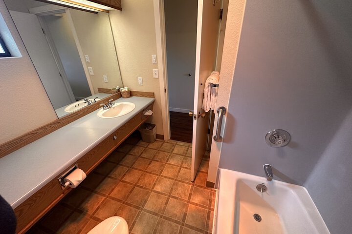 Room 86 of 181