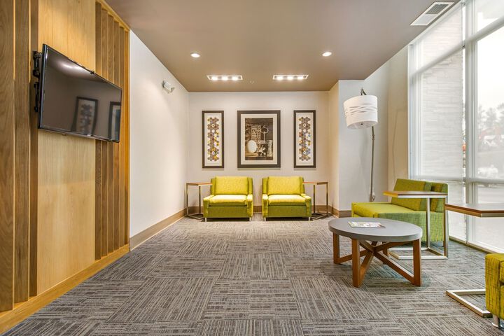 Holiday Inn Express & Suites Carrollton West by IHG