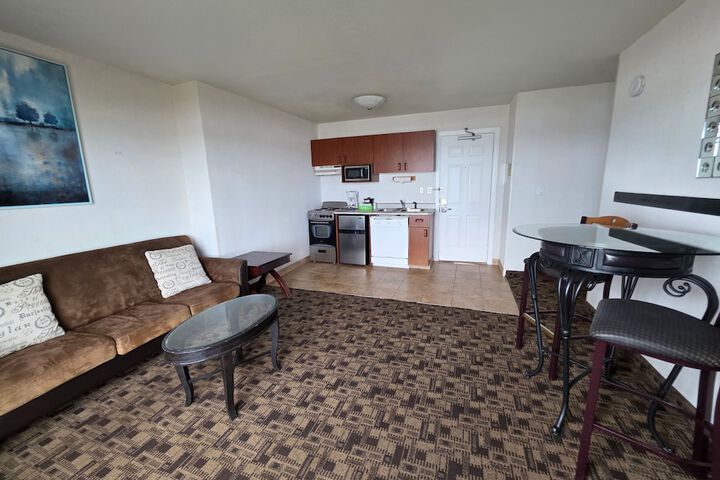 Seagrass Oceanfront Inn