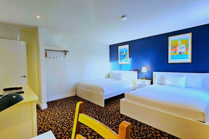 Cloud 9 Inn