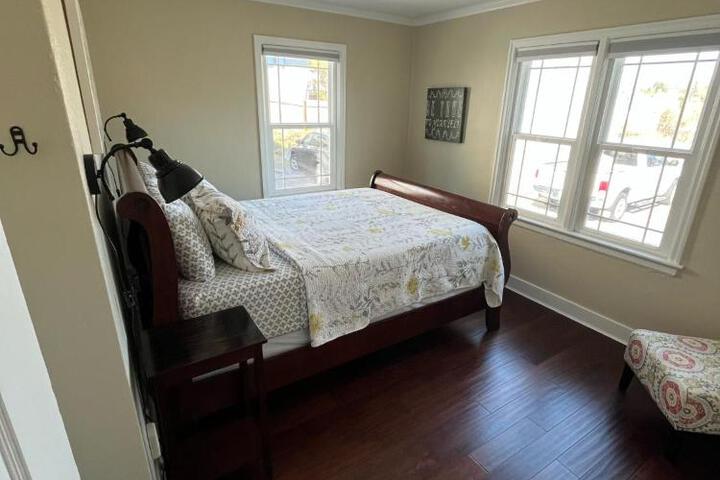 State Street Cottage Suite 2