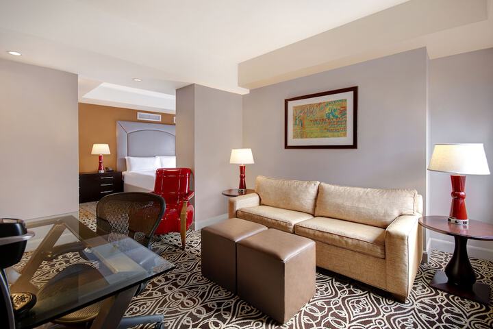 Room 12 of 62