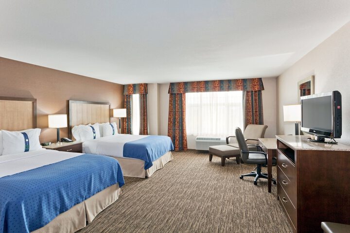 Room 21 of 34