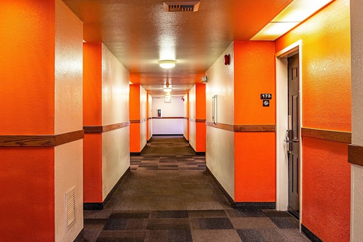 Motel 6 Palatine IL - Chicago Northwest