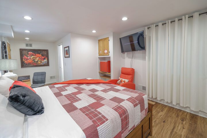 HARMONY INN