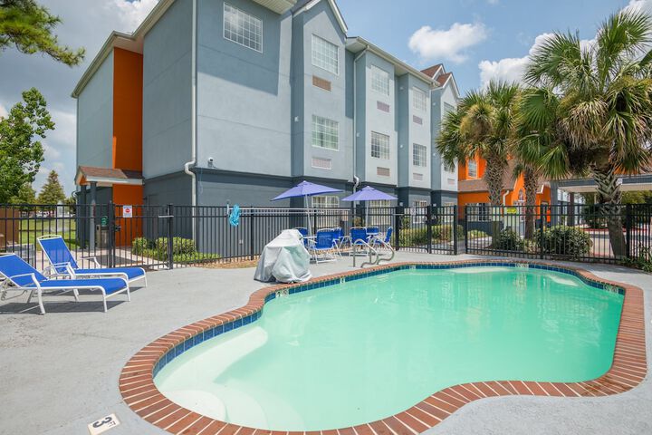 Pool 5 of 40