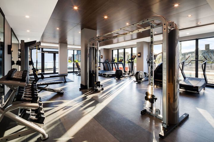 Global Luxury Suites at the Arches