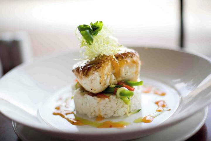 Dining 42 of 56
