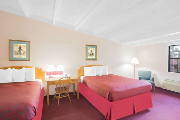 Room 12 of 17