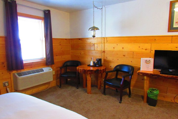 Room 103 of 153