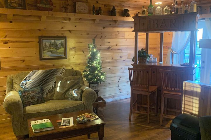 Nacoochee Valley Lodge