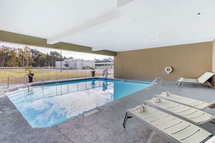 Best Western Magnolia Inn & Suites