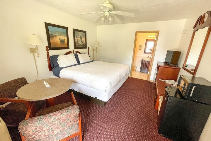 Room 71 of 78