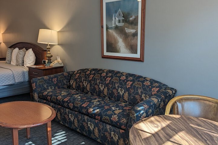 Beach Harbor Resort