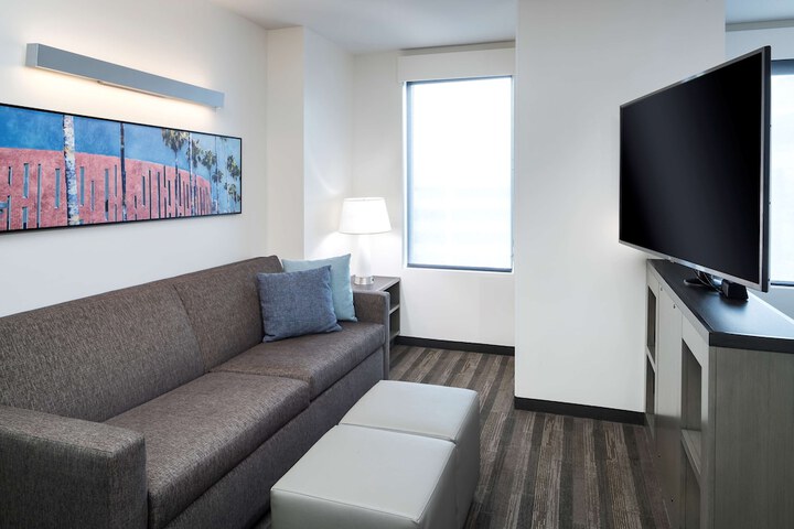 Hyatt House Tempe / Phoenix/University