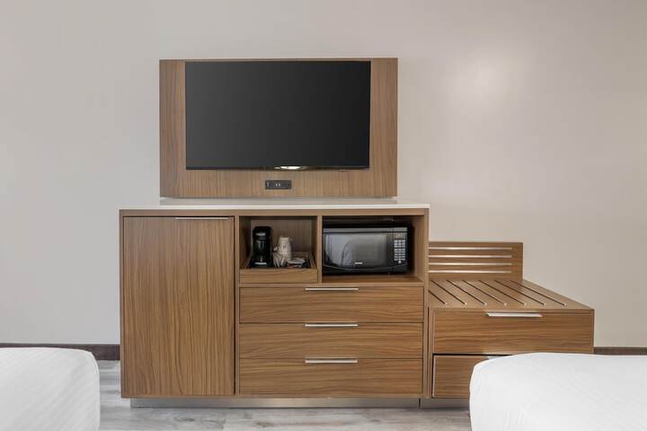 Best Western Airport Plaza Hotel – LAX  Airport LA Stadium