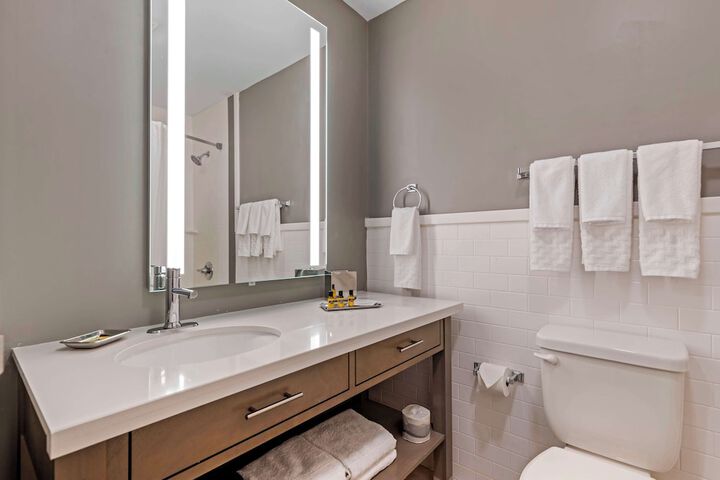 Best Western Plus Waterloo & Cedar Falls